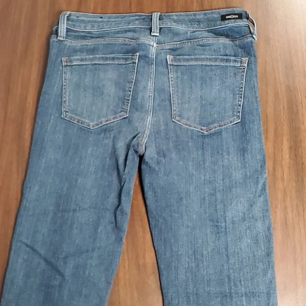 Liverpool | the Skinny Jeans Medium Blue Wash Victory‎ Color Size 6/30